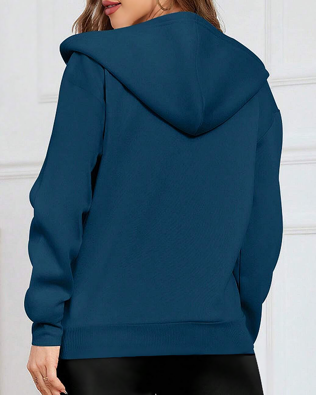 Basic Zipped Hoodie